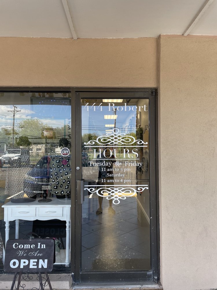 B Hive Boutique