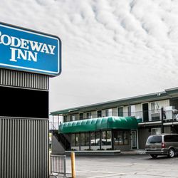 Rodeway Inn 22 Photos Hotels 1010 S Beacon Blvd Grand Haven Photo Of Rodeway Inn Grand Haven Mi United States