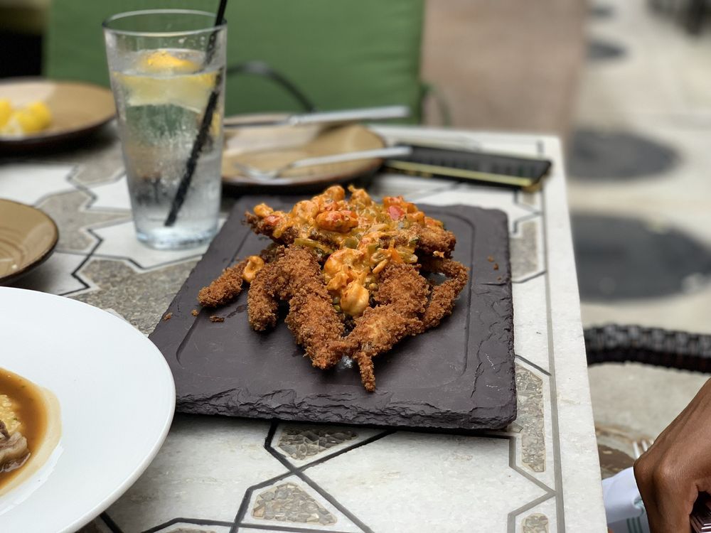 Vyoone's Restaurant