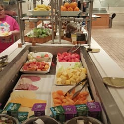 Pompanos Restaurant American New 5780 Major Blvd Horizons Photo Of Pompanos Restaurant Orlando Fl United States Fruit At The Breakfast