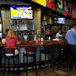 Shades Bar Grill 121 Photos 213 Reviews Sports Bars 10952 Photo Of Shades Bar Grill Panama City Beach Fl United States