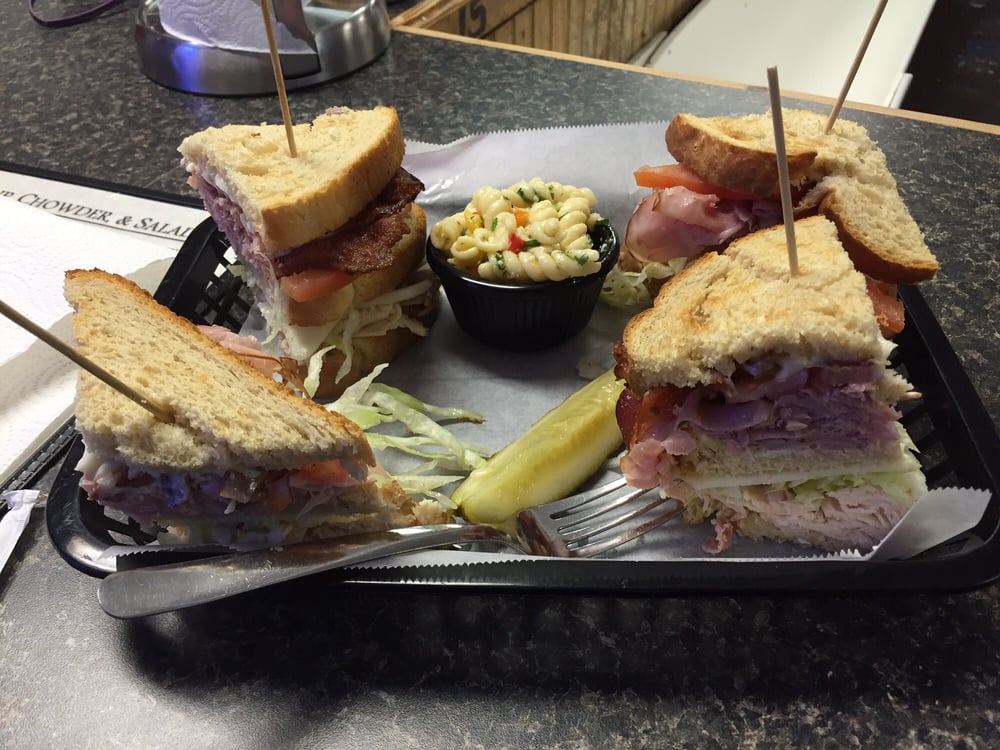 Hammerhead's Oyster Bar