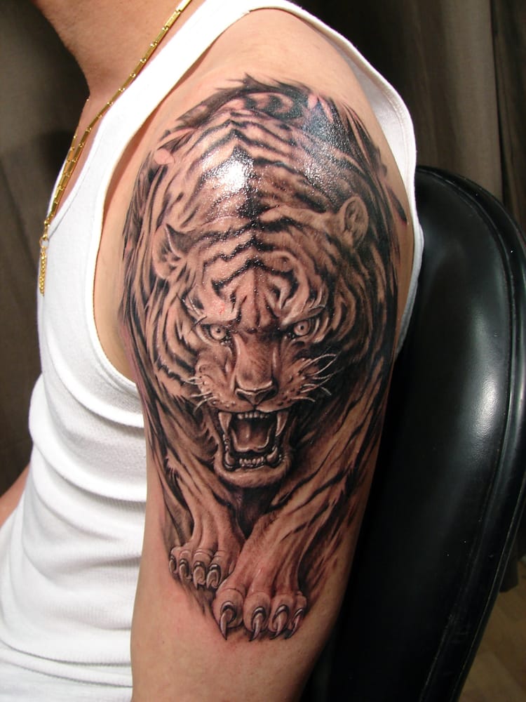 photos for chronic ink tattoos yelp