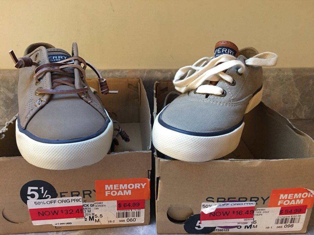 Off Broadway Shoes 30 Photos & 16 Reviews Shoe Stores 4600