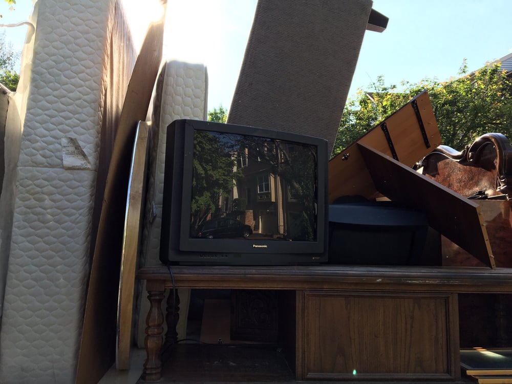 911 Junk Out