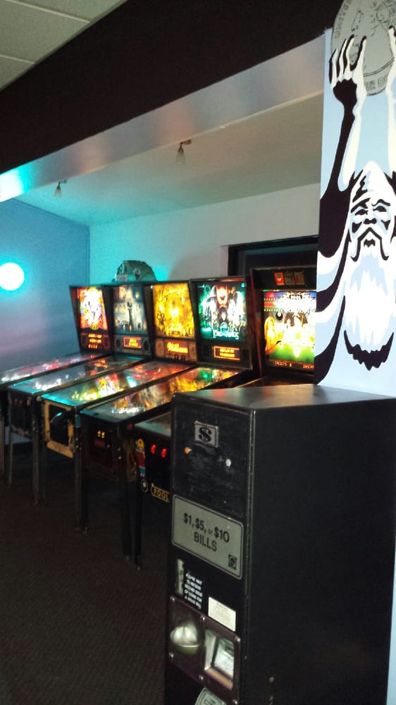 The Pinball Lounge 22 Photos Bars 376 E Broadway St, Oviedo