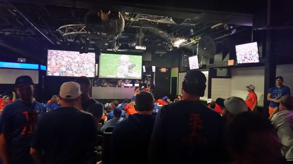 gay bars in gainesville florida shemale and houswives