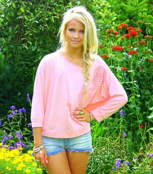 Blondes Girl vom Masseur gevögelt Blondes Girl vom Masseur gevögelt