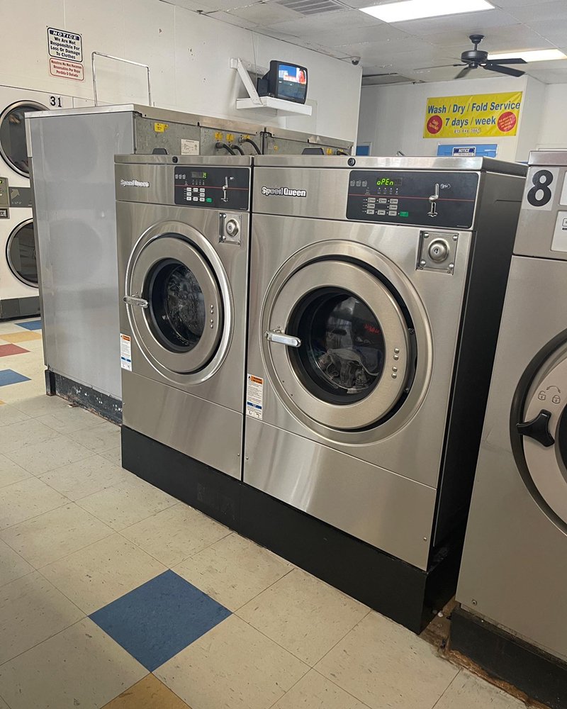 Super Sudz Laundromat