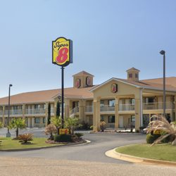 Super 8 By Wyndham Prattville Montgomery Hotels 639 Malwest Dr Photo Of Super 8 By Wyndham Prattville Montgomery Al United States