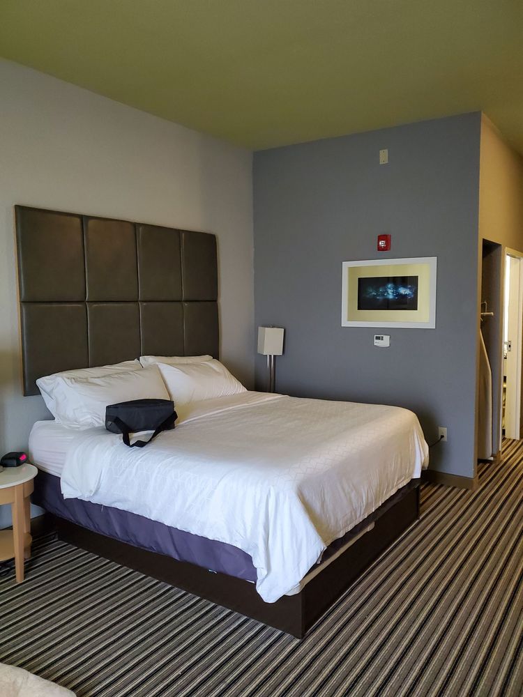 Holiday Inn Express & Suites Carlisle - Harrisburg Area