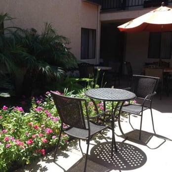 Howard Johnson Inn Suites Reseda 34 Photos 71 Reviews Photo Of Howard Johnson Inn Suites Reseda Ca United States