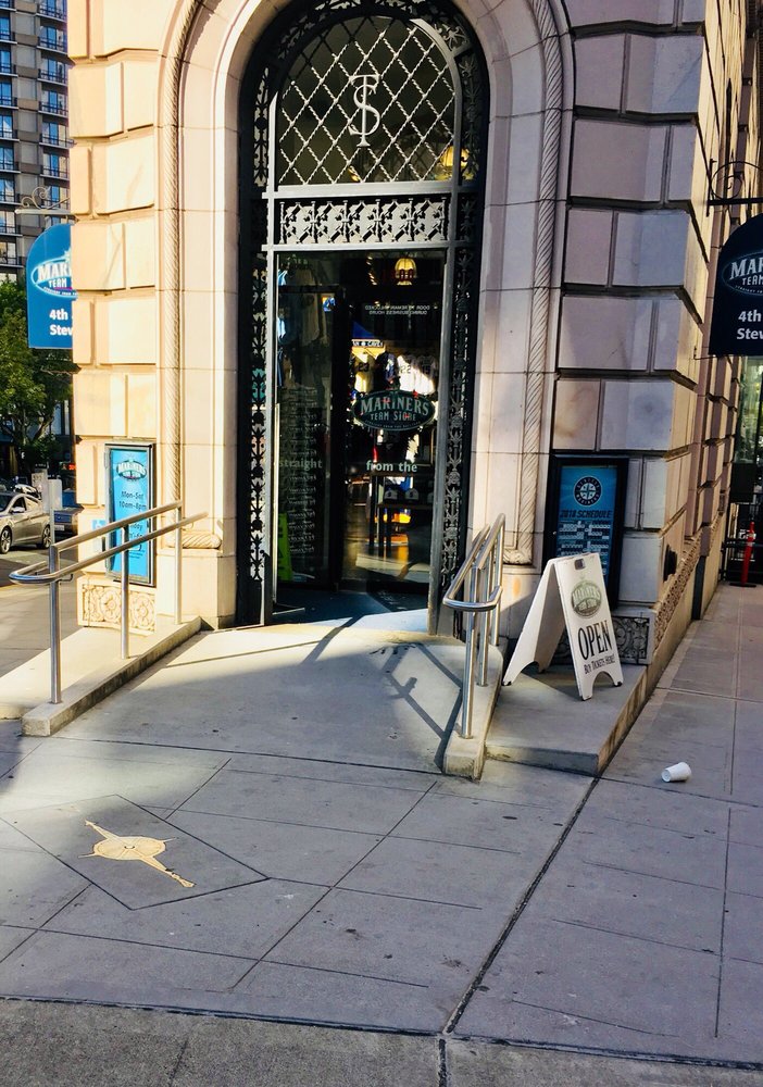 Mariners Team Store