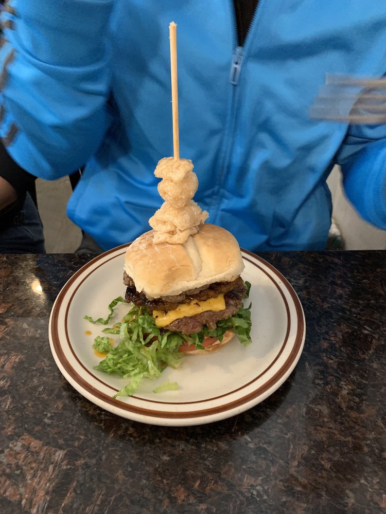 Ray Ray's  at the Mayflower