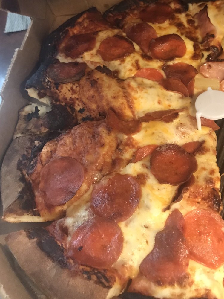 Round Table Pizza Order Food Online 40 Photos 36