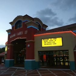 Cobb Miami Lakes 17 23 Photos 75 Reviews Cinema 6711 Main St Photo Of Cobb Miami Lakes 17 Fl United States