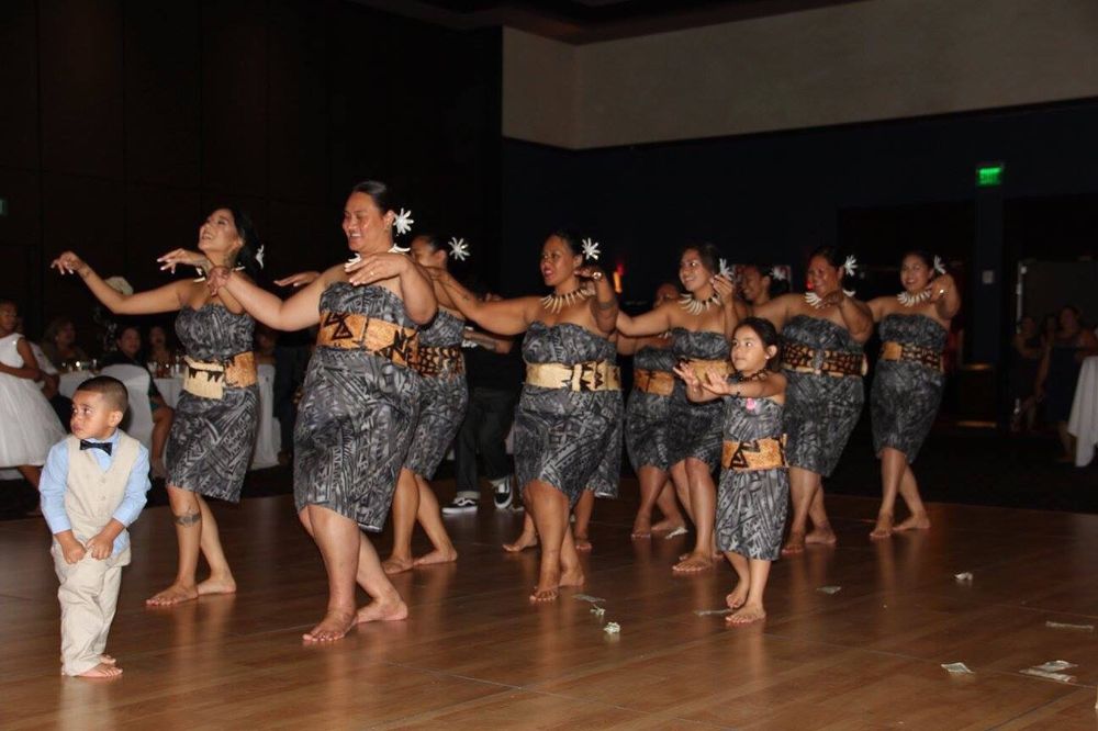 Islands Fabric 81 Photos & 61 Reviews Wholesale Stores 829 S Wall