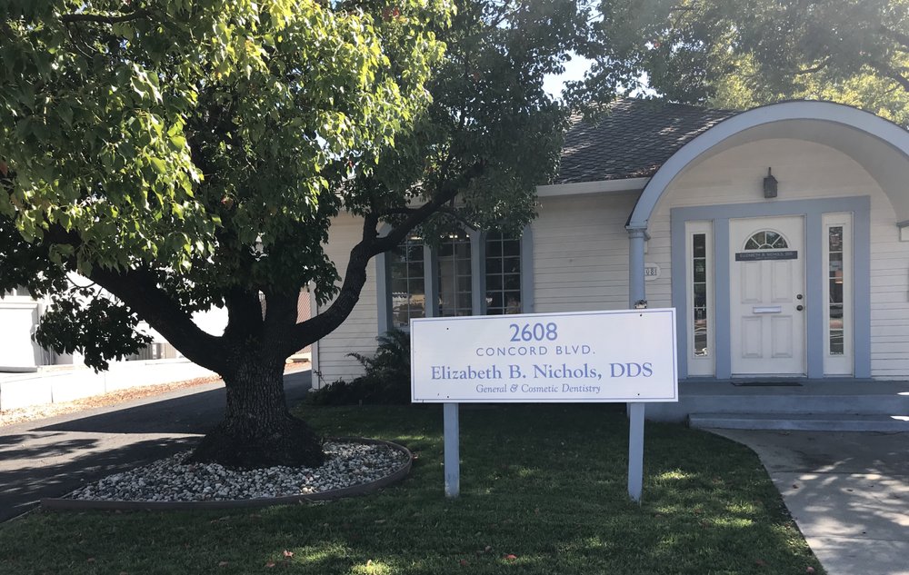image of business Elizabeth B Nichols, DDS