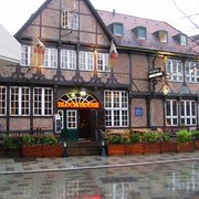 Block House 15 Photos 76 Reviews Steakhouses Sachsentor 2 Huftsteak Mit Kartoffel Und Lauchbrot Photo Of Block House Hamburg Germany Bergedorf
