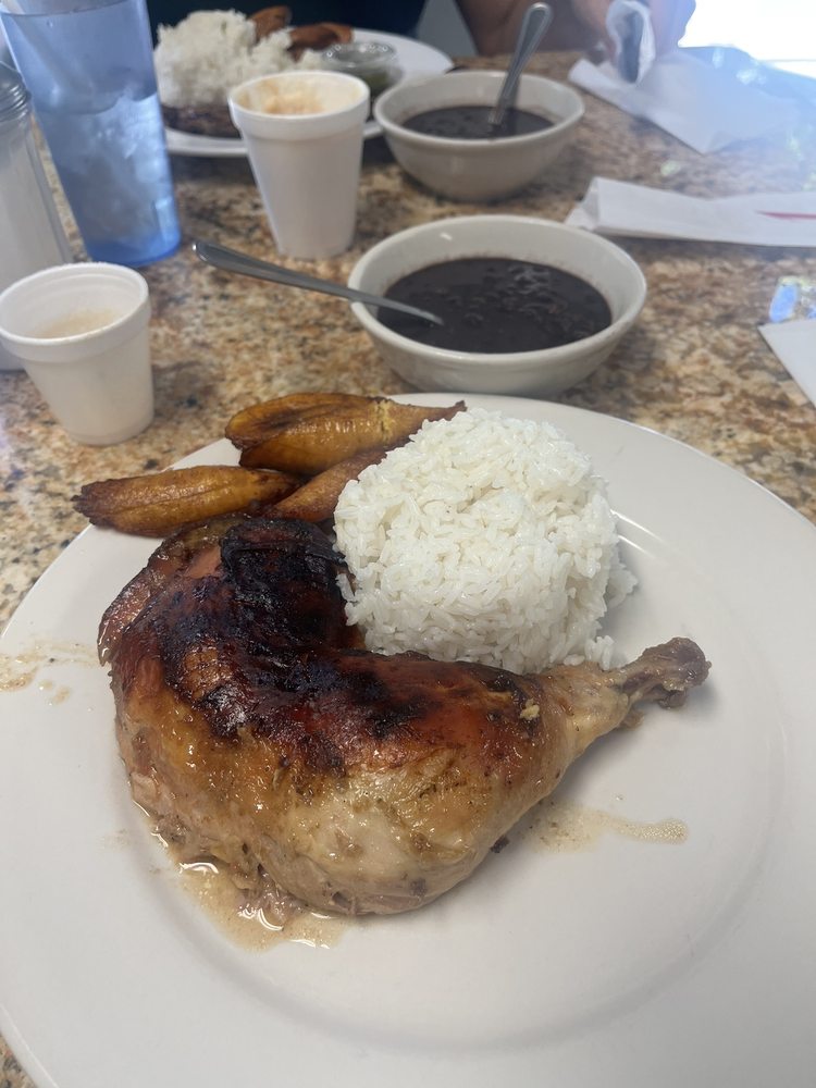 Don Toston Restaurant Image