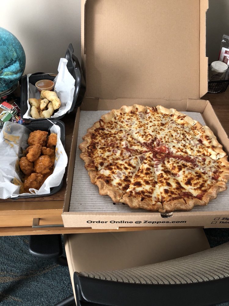 Zeppe’s Pizzeria Italian 5514 Lake Rd E, Geneva, OH Restaurant