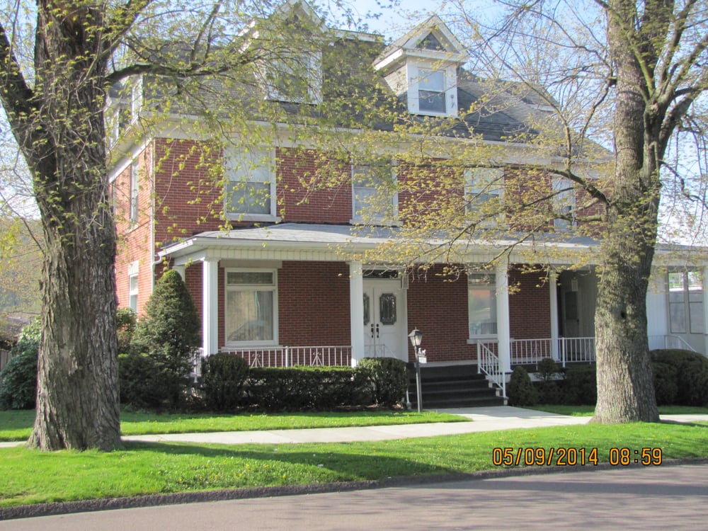 Yoder’s Guest House Hotels 106 Meyers Ave, Meyersdale, PA Phone