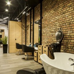 Holistic Hairnails 11 Photos Hair Salons Pl świętej Kingi 1
