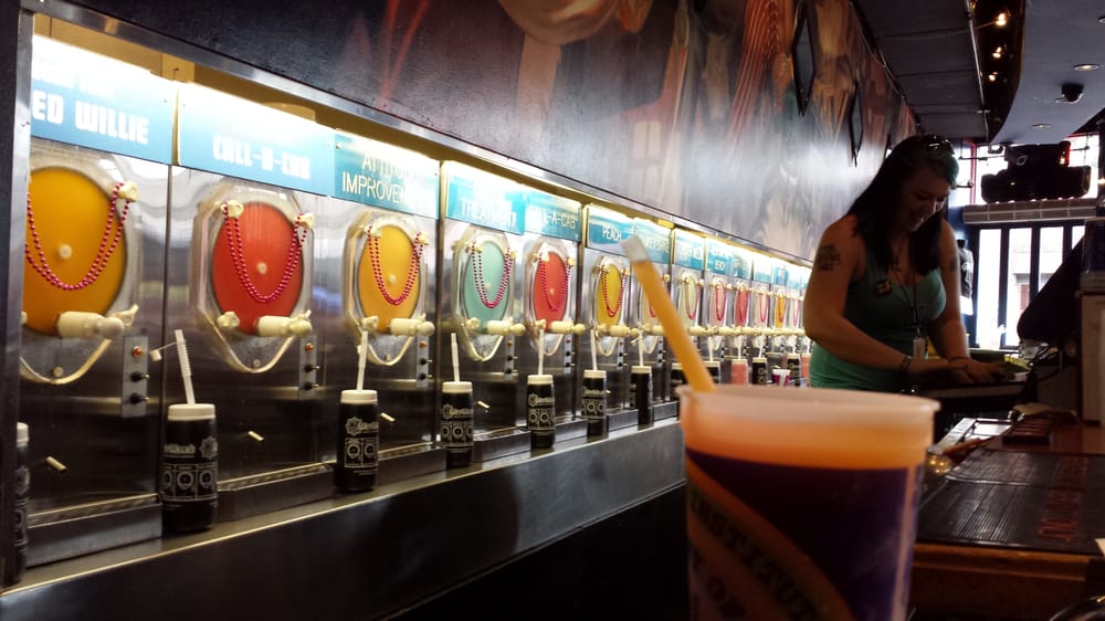 Wet Willie’s 104 Photos & 106 Reviews American (Traditional) 209