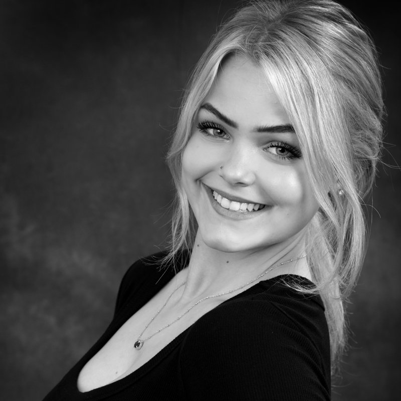 Cutting Edge Photo & Studio