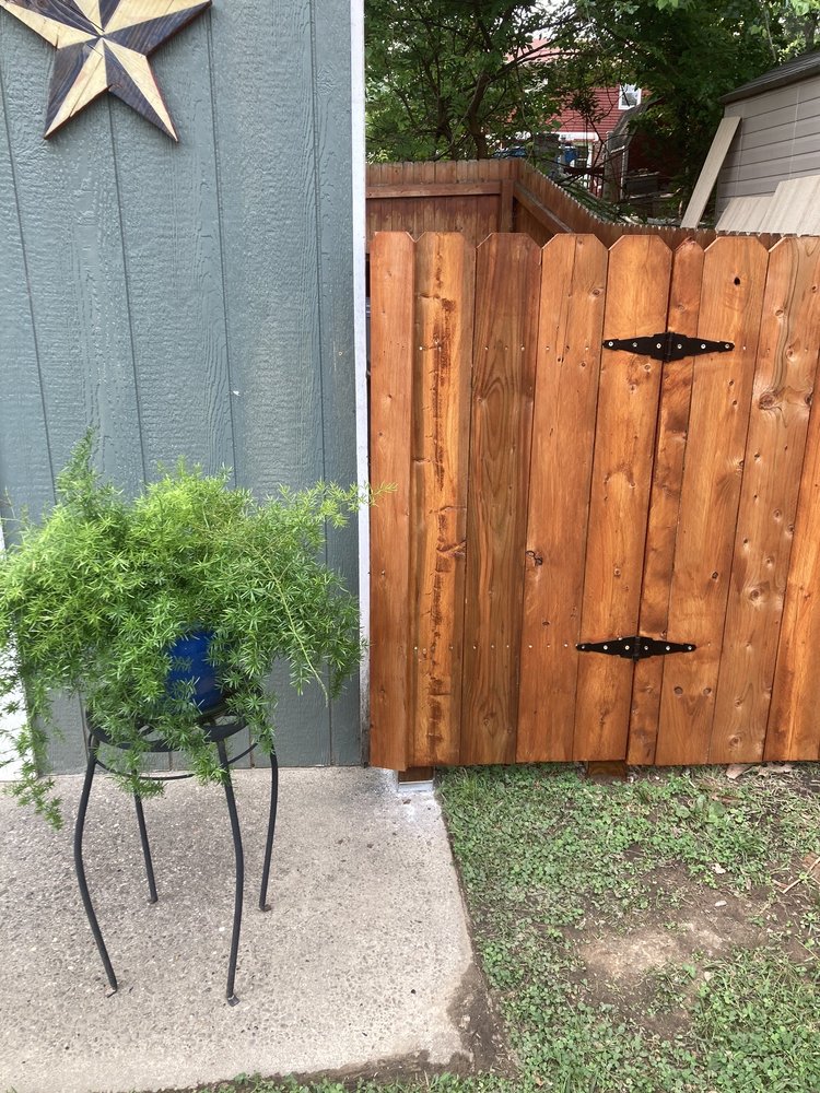 Standard Fence