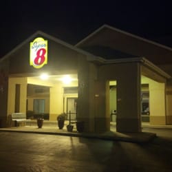 Super 8 By Wyndham Troy Il St Louis Area Hotels 910 Photo Of Super 8 By Wyndham Troy Il St Louis Area