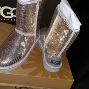 ugg chicago ugg chicago