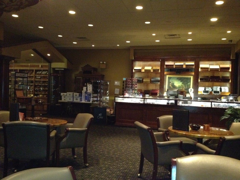 Cigarros CLOSED Beer, Wine & Spirits 13110 Birch Dr, West Omaha