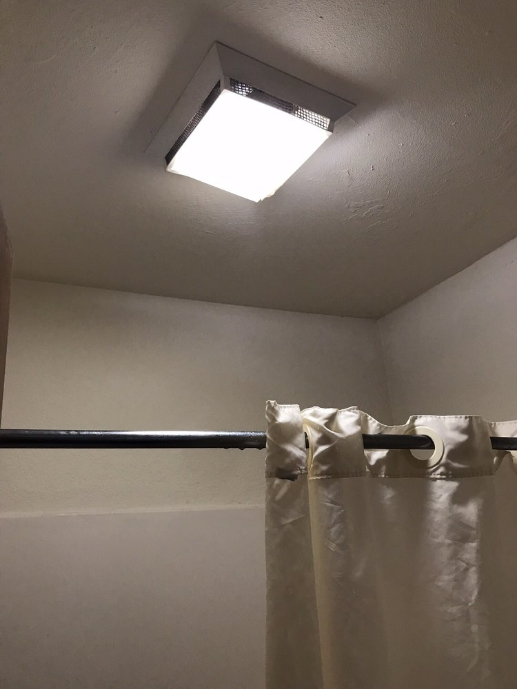 Ozark Inn & Suites