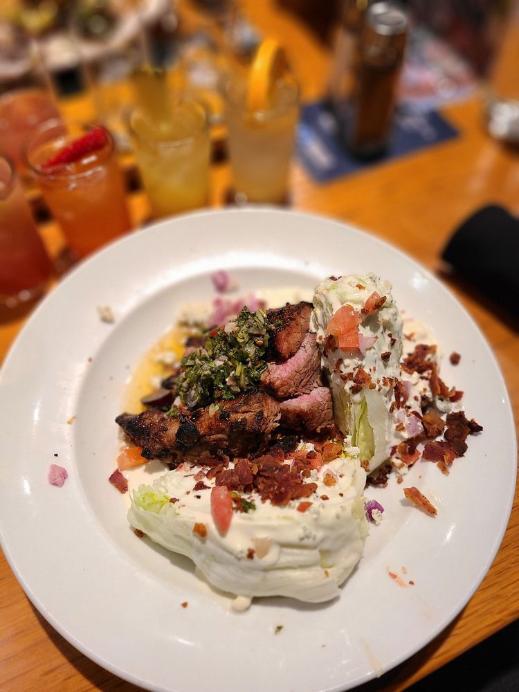 BJ's Restaurant & Brewhouse BJ's Restaurant & Brewhouse