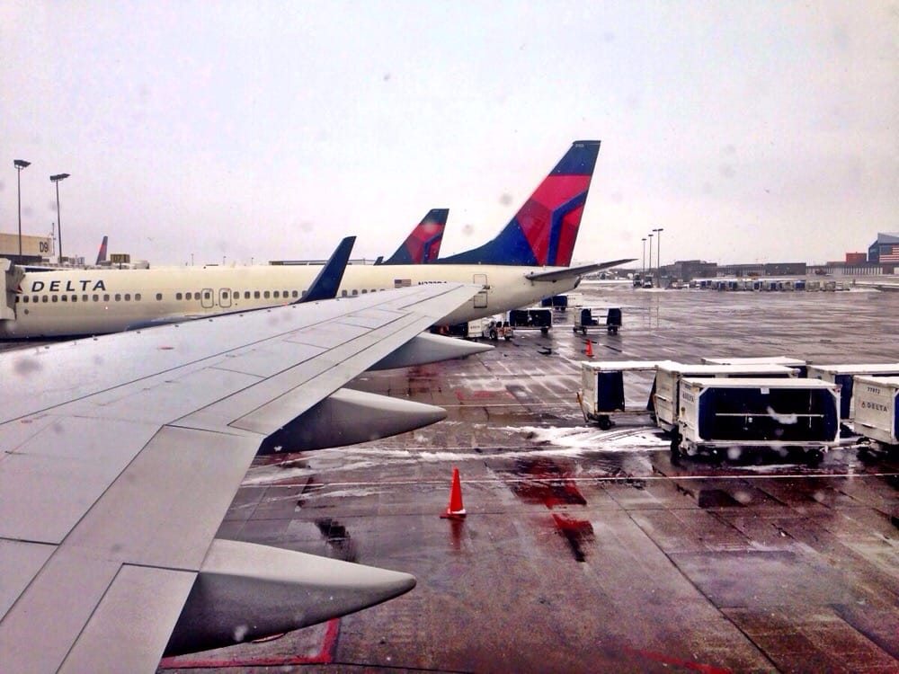 Delta Air Lines 104 Photos & 177 Reviews Airlines 776 N Terminal