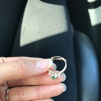 Kay Jewelers 10 Photos 35 Reviews Jewelry Serramonte Ctr Photo Of Kay Jewelers Daly City Ca United States Ring Guard Horribly