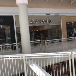 La Nails - 14 Photos & 54 Reviews - Nail Salons - Mall Of America