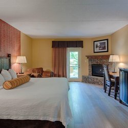 Old Creek Lodge - 26 Photos & 25 Reviews - Hotels - 680 River Rd