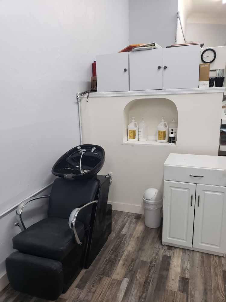 Mati's Beauty Salon
