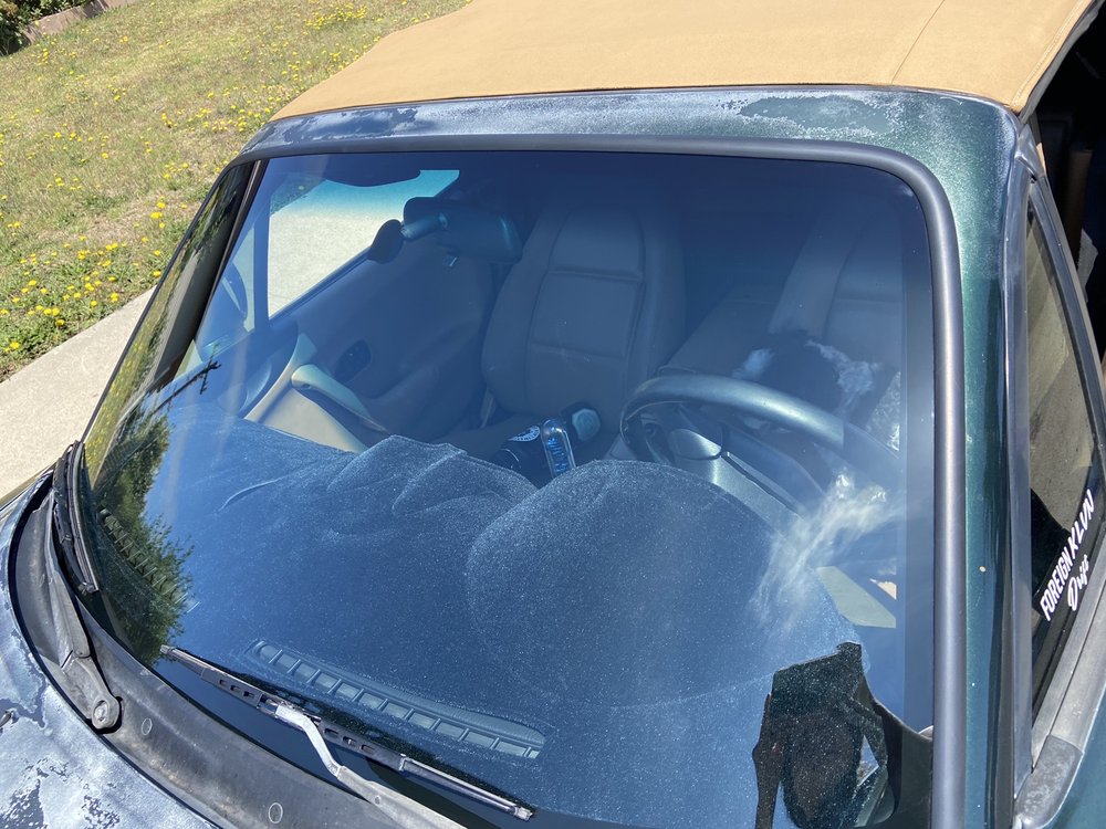 Benny's Auto Glass