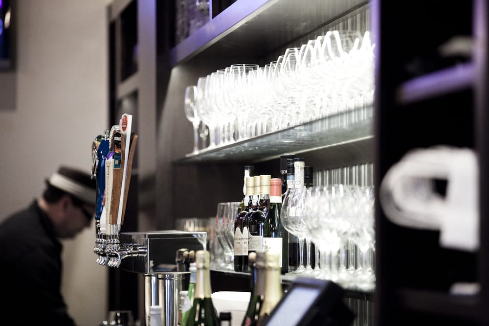 VINI Wine Bar 106 Photos & 122 Reviews Wine Bars 611 2nd St