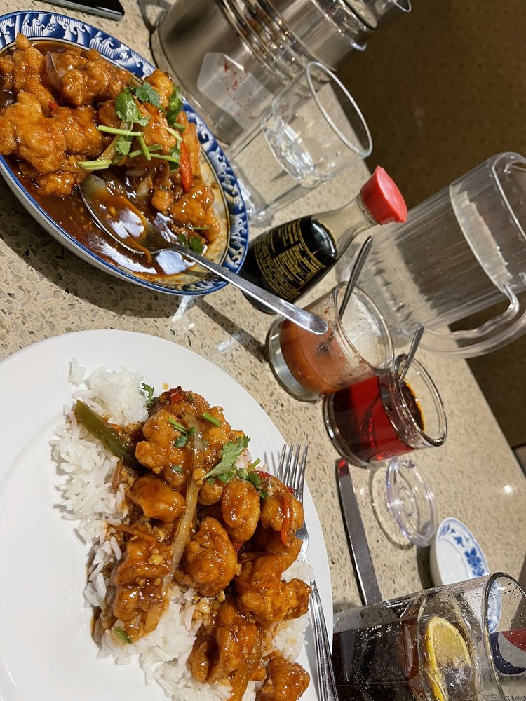 Green Lettuce Indian Style Chinese Restaurant