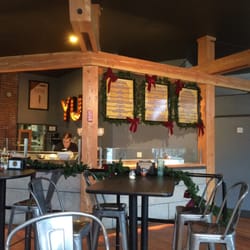 Porch Light Pizza 62 Photos 127 Reviews 200 Ne Photo Of Porch Light Pizza Pullman Wa United States