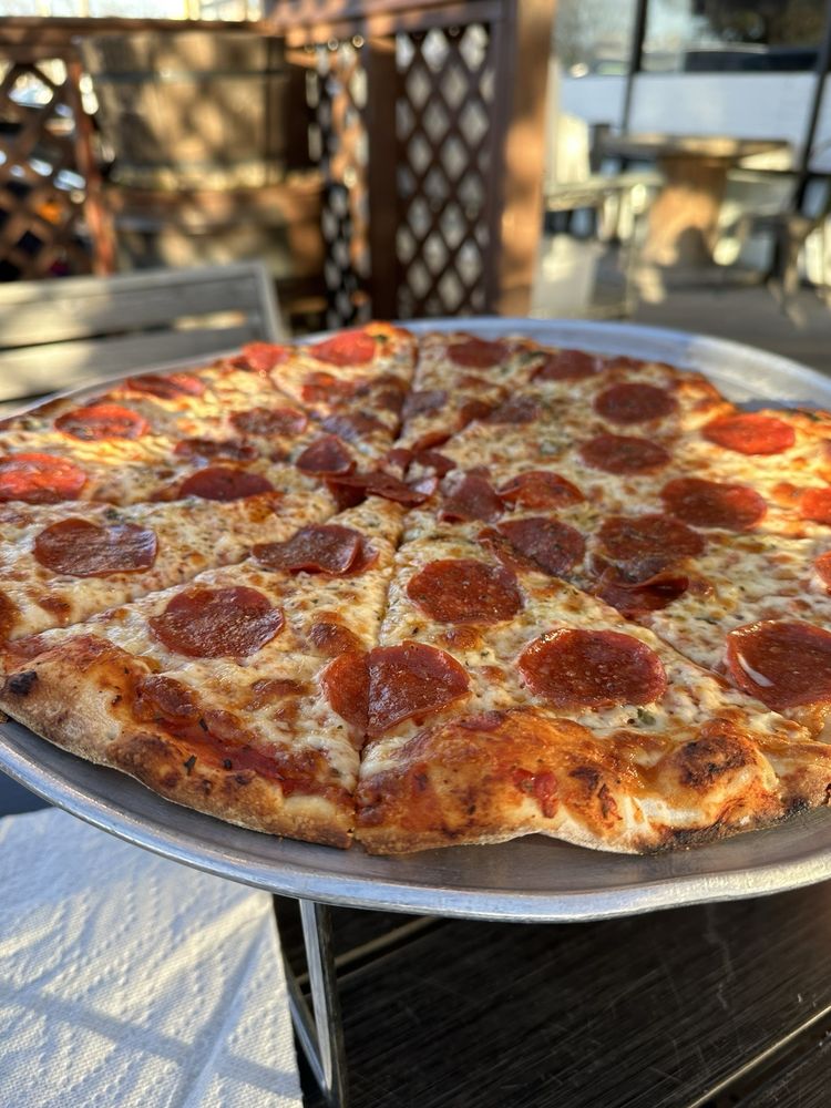Industrial Pizza & Brew