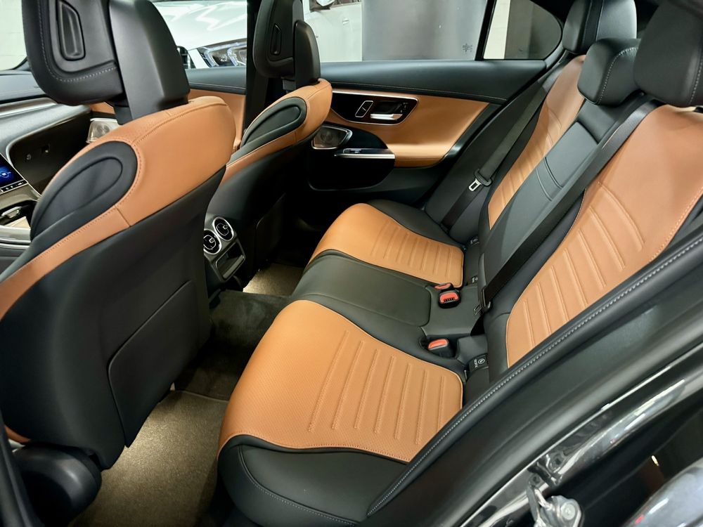 Mercedes-Benz Manhattan