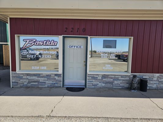 Bastida Auto Salvage & Repair