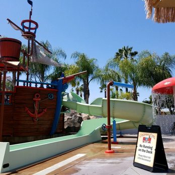 Howard Johnson Anaheim Hotel And Water Playground 250 Photos 334 Photo Of Howard Johnson Anaheim Hotel And Water Playground Ca United States