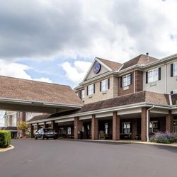 Shreve Oh 2018 Yelp Comfort Suites Hotel And Conference Center