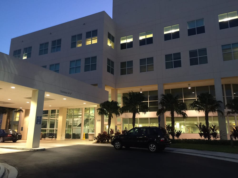 Mercy Outpatient Center - 11 Photos - Hospitals - 3641 S Miami Ave ...